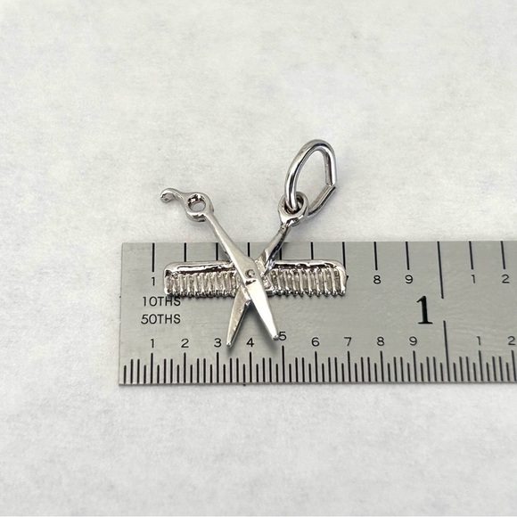Scissors And Comb Sterling Silver Charm Signed Barber Hairdresser Gift - Picture 7 of 8
